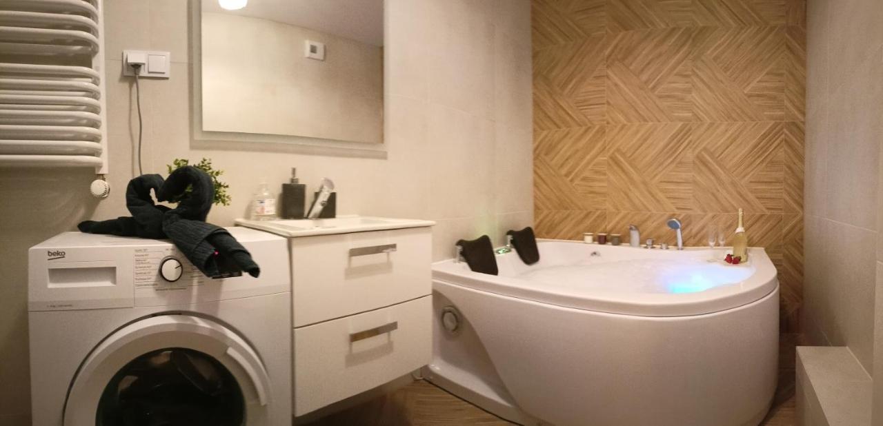 شقة Apartament Z Sauna I Jacuzzi رادوم المظهر الخارجي الصورة